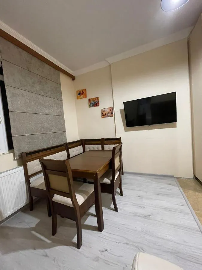 Bagrationi Apartment Батуми