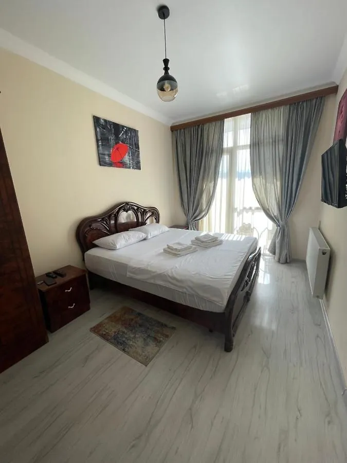 Bagrationi Apartment Батуми Грузия